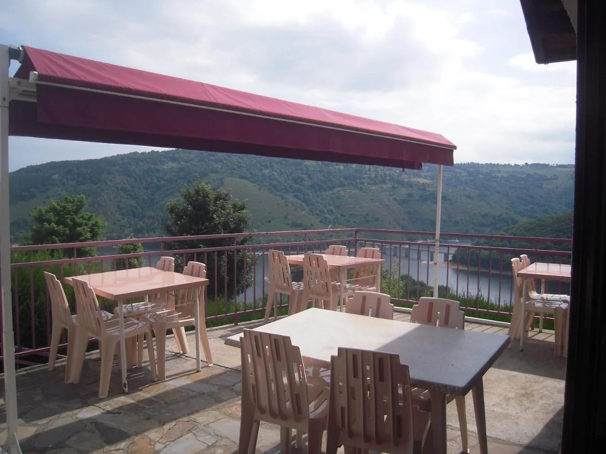 Le Belvedere De Mallet Bed & Breakfast Sarrus